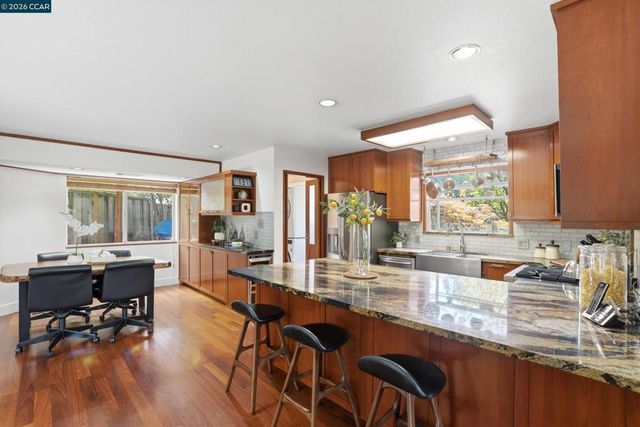 419 Kingsley Ct, Pleasant Hill, CA 94523
