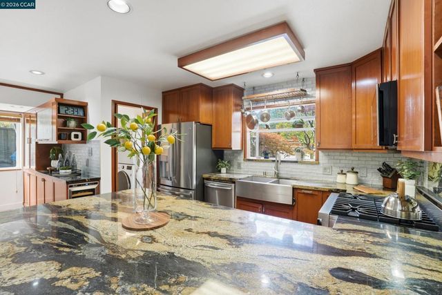 419 Kingsley Ct, Pleasant Hill, CA 94523