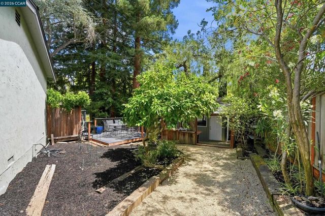 419 Kingsley Ct, Pleasant Hill, CA 94523