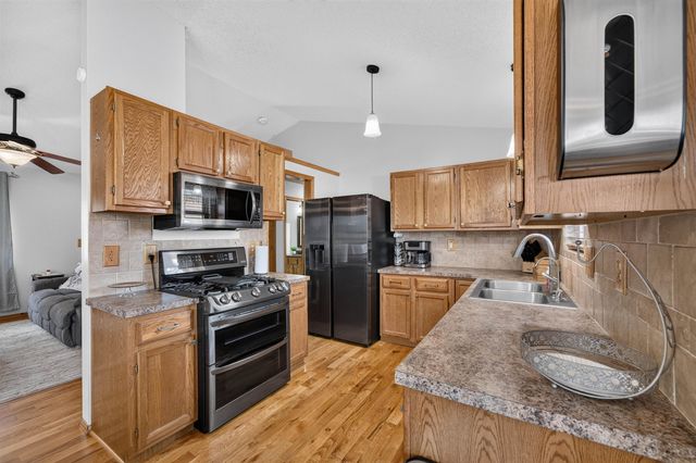 1240 S Todd Ct, Wichita, KS 67207