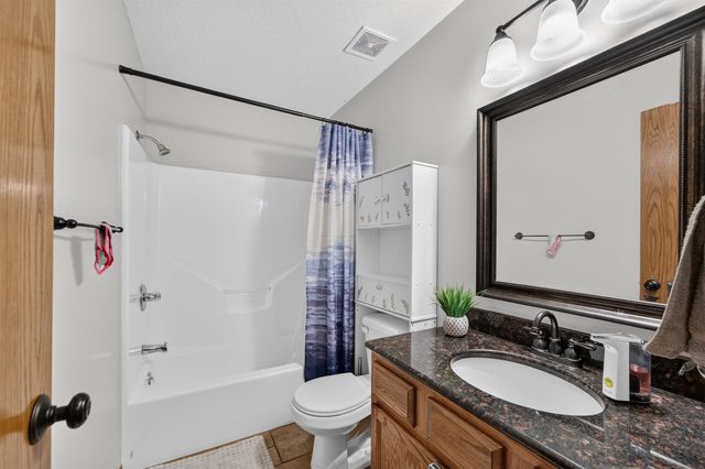 1240 S Todd Ct, Wichita, KS 67207
