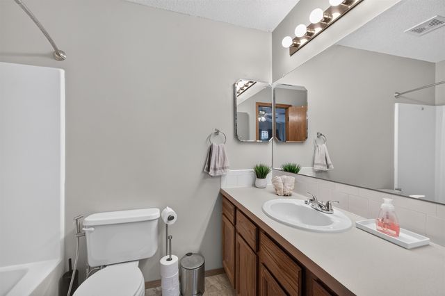 1240 S Todd Ct, Wichita, KS 67207
