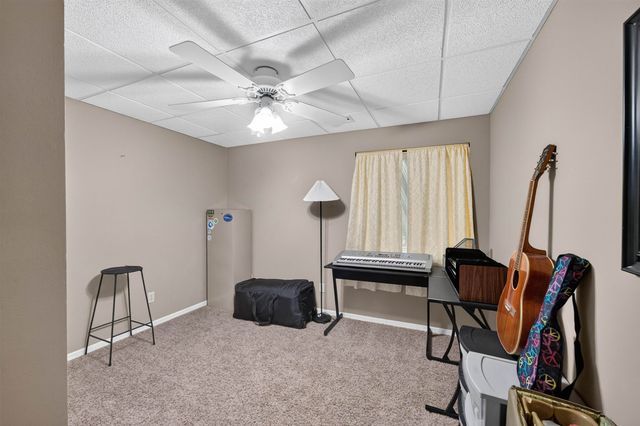 1240 S Todd Ct, Wichita, KS 67207