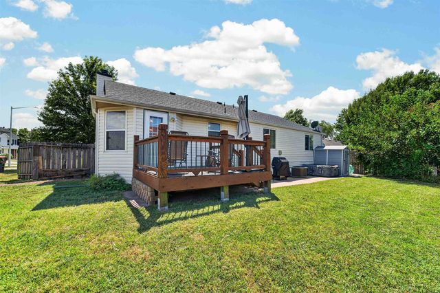 1240 S Todd Ct, Wichita, KS 67207