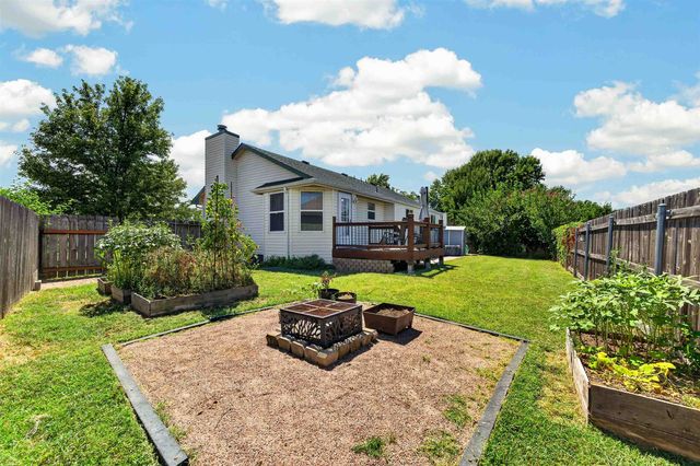 1240 S Todd Ct, Wichita, KS 67207