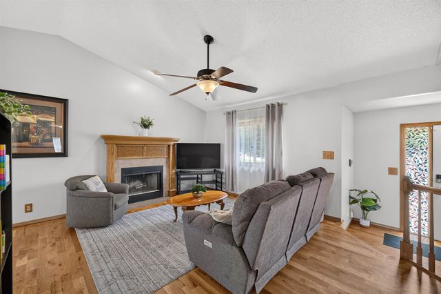 1240 S Todd Ct, Wichita, KS 67207