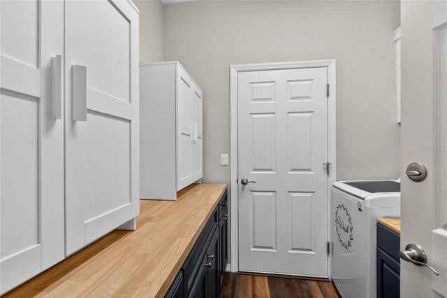 8271 WILDER LOOP, Lakeland, FL 33809