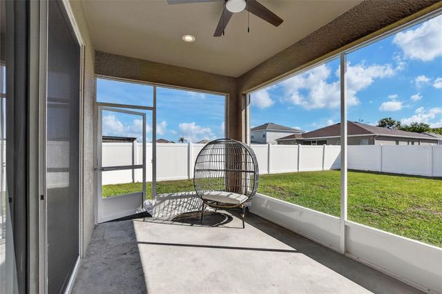 8271 WILDER LOOP, Lakeland, FL 33809