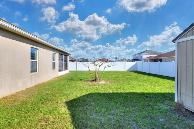 8271 WILDER LOOP, Lakeland, FL 33809