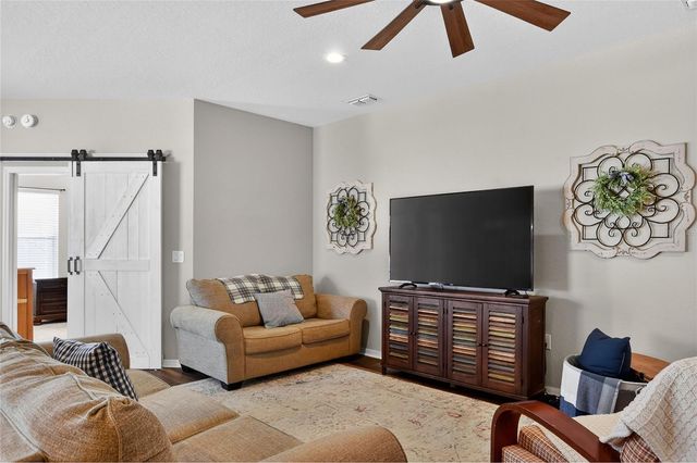 8271 WILDER LOOP, Lakeland, FL 33809