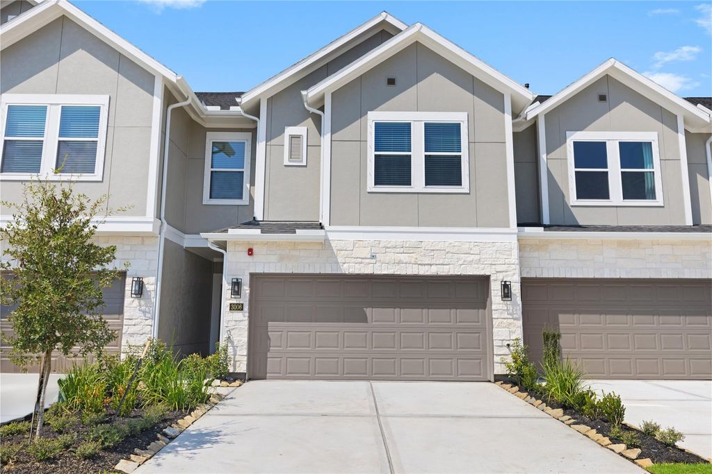 2916 Newloch Lane, Pearland, TX 77584