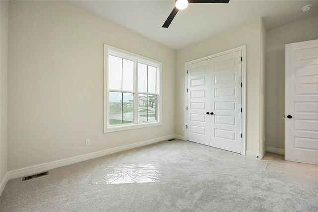 300 NW Earle Lane, Lee's Summit, MO 64081