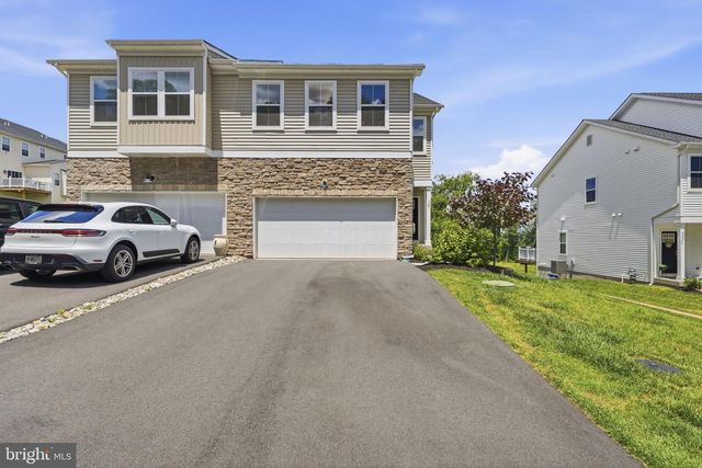 727 HUNSBERGER RD, Spring City, PA 19475