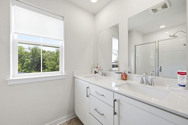 727 HUNSBERGER RD, Spring City, PA 19475