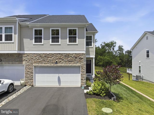 727 HUNSBERGER RD, Spring City, PA 19475
