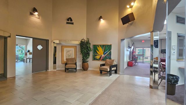 2650 NW 49th Avenue 318, Lauderdale Lakes, FL 33313