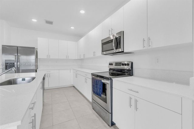 17029 SW 292nd St, Homestead, FL 33030