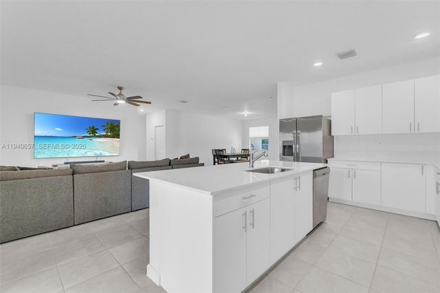 17029 SW 292nd St, Homestead, FL 33030