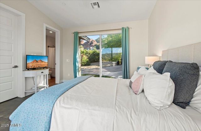 4830 E Mcdonald Drive, Paradise Valley, AZ 85253