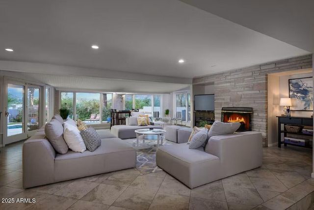 4830 E Mcdonald Drive, Paradise Valley, AZ 85253