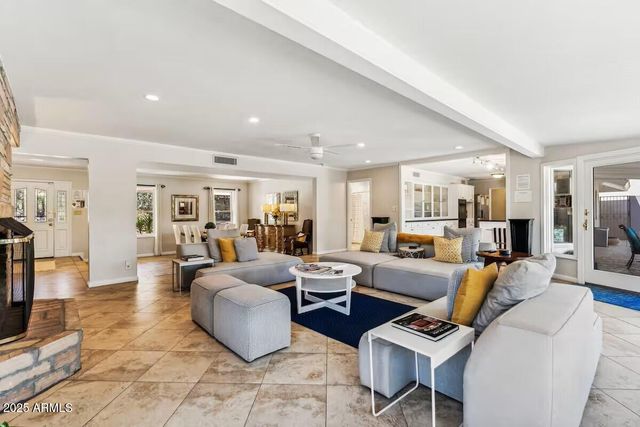 4830 E Mcdonald Drive, Paradise Valley, AZ 85253