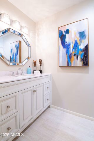 4830 E Mcdonald Drive, Paradise Valley, AZ 85253