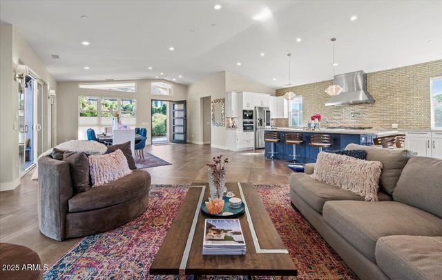 4830 E Mcdonald Drive, Paradise Valley, AZ 85253