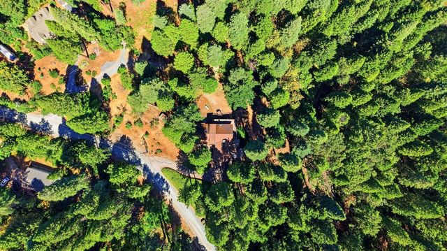 5311 Andrews Ln, Camino, CA 95709