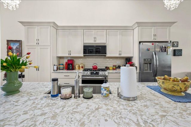 9167 Hickory Place, St. John, IN 46373