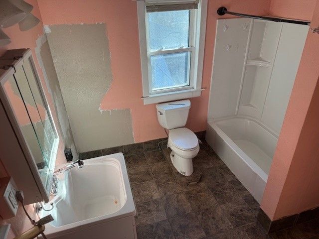 1233 Rainbow Drive, Cedar Falls, IA 50613