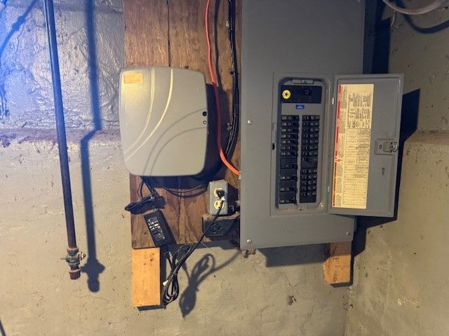 1233 Rainbow Drive, Cedar Falls, IA 50613