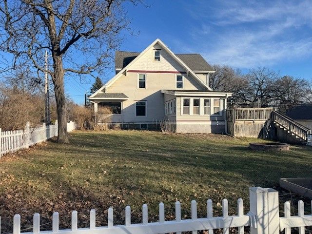 1233 Rainbow Drive, Cedar Falls, IA 50613