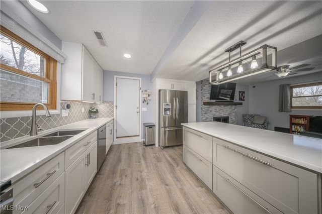 730 Vincent Road NW, North Canton, OH 44720