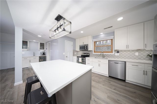 730 Vincent Road NW, North Canton, OH 44720