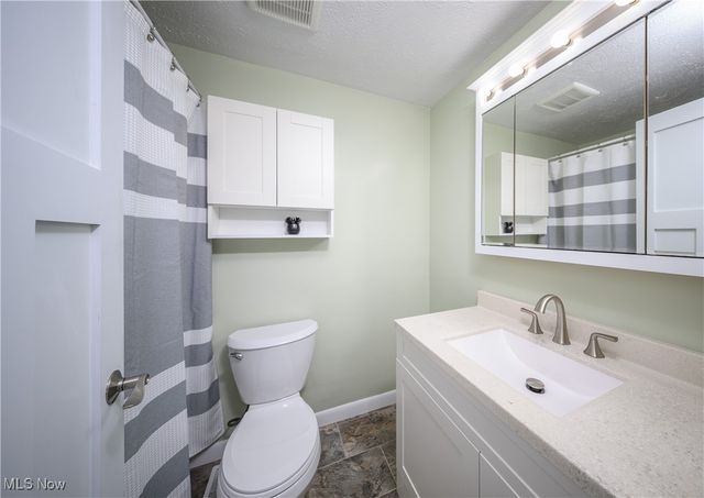 730 Vincent Road NW, North Canton, OH 44720