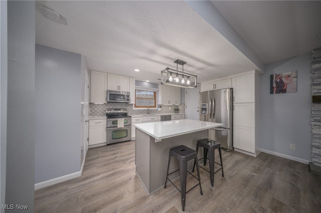 730 Vincent Road NW, North Canton, OH 44720