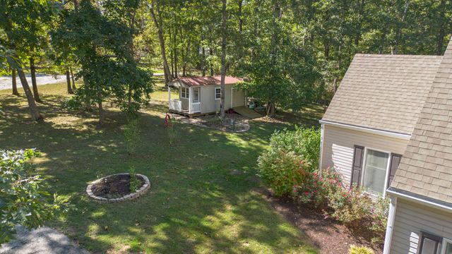 240 Iron Oaks Drive, Ozark, MO 65721