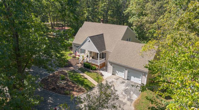 240 Iron Oaks Drive, Ozark, MO 65721