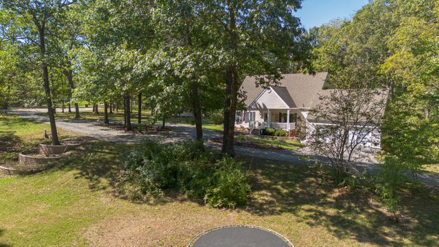 240 Iron Oaks Drive, Ozark, MO 65721