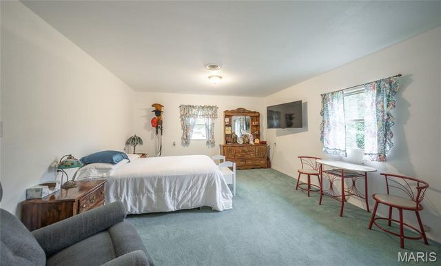 30131 Ranch Lane, Richland, MO 65556