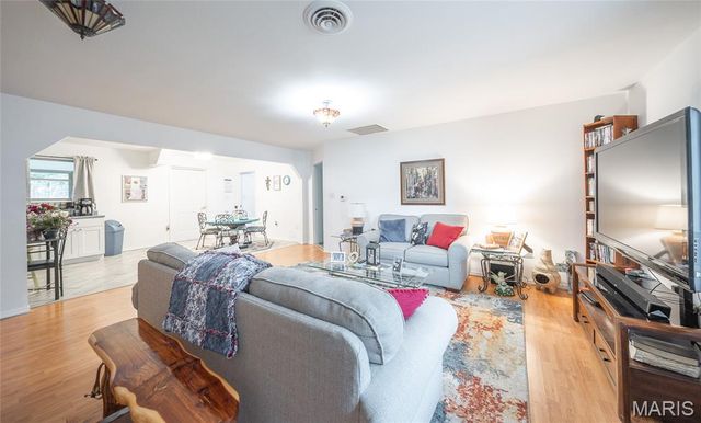 30131 Ranch Lane, Richland, MO 65556