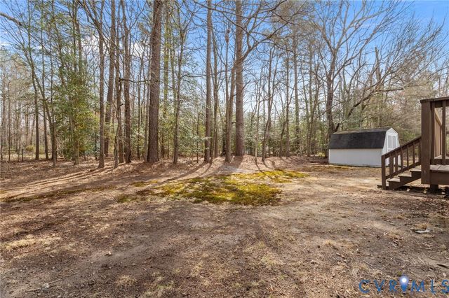 2013 Hunton Commons Ln, Henrico, VA 23059