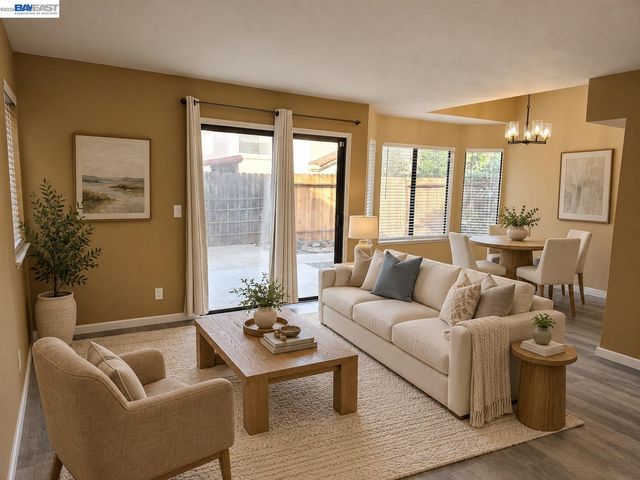 1063 Mepham Dr, Pittsburg, CA 94565
