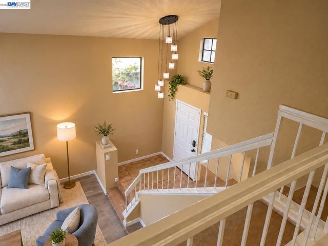 1063 Mepham Dr, Pittsburg, CA 94565