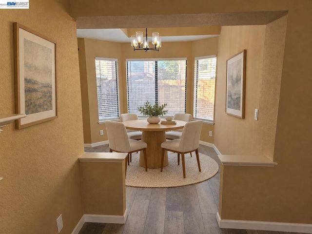 1063 Mepham Dr, Pittsburg, CA 94565
