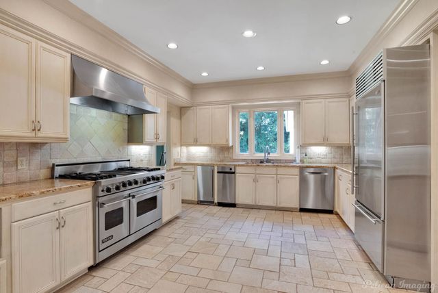 5930 Creswell Avenue, Shreveport, LA 71106