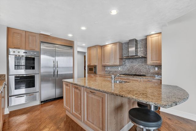 3800 N Ocean Drive 1653, Singer Island, FL 33404