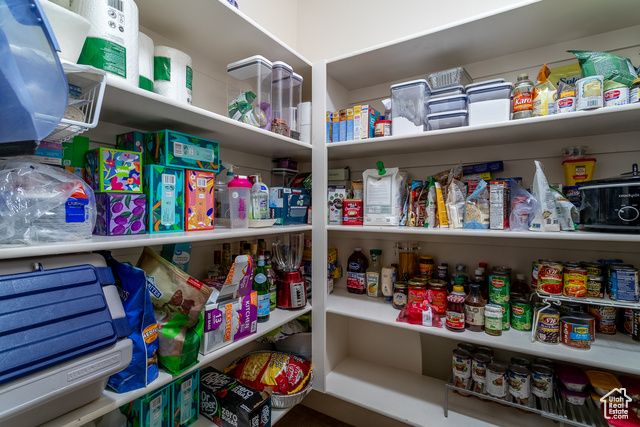 1430 W 365 N, Hurricane, UT 84737