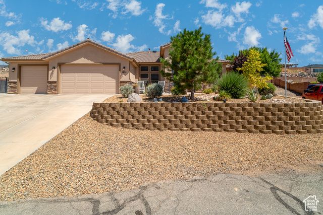 1430 W 365 N, Hurricane, UT 84737