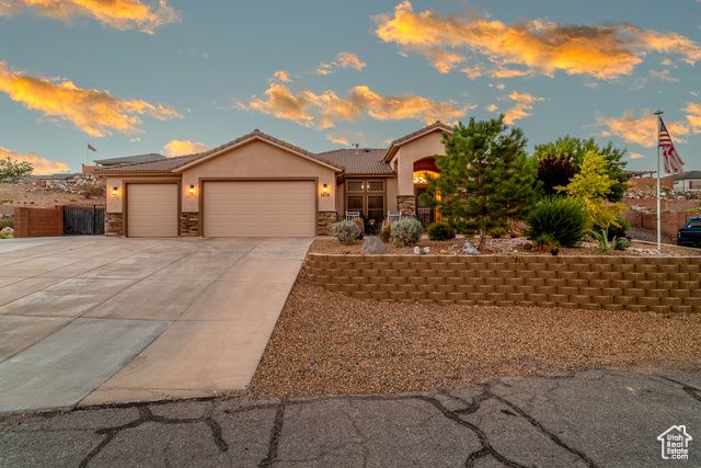 1430 W 365 N, Hurricane, UT 84737